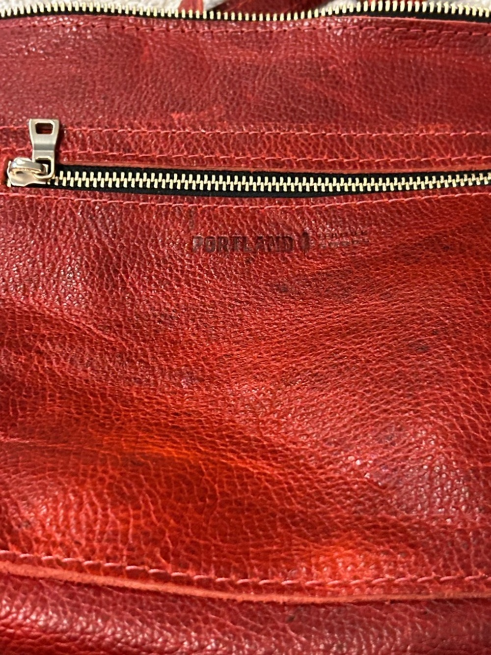 GORGEOUS Portland Leather Small Backpack, Chili Red, BRAND NEW - Picture 9 of 10